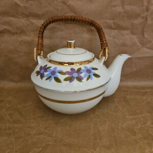 Vintage NASCO Fine China Teapot  Asuka Japan Violet Purple Flowers Gold Trim